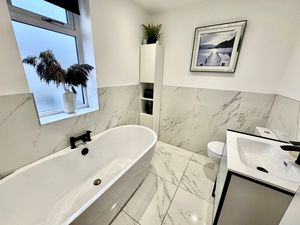 Photo 26- click for photo gallery